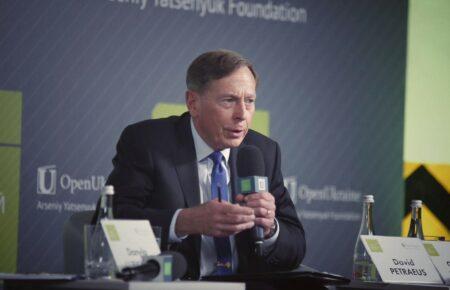 «Не варто боятися Путіна»: про що говорили на спецподії Київського Безпекового Форуму