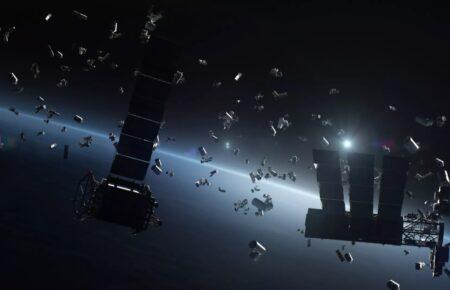 На орбіті Землі розпався старий радянський супутник