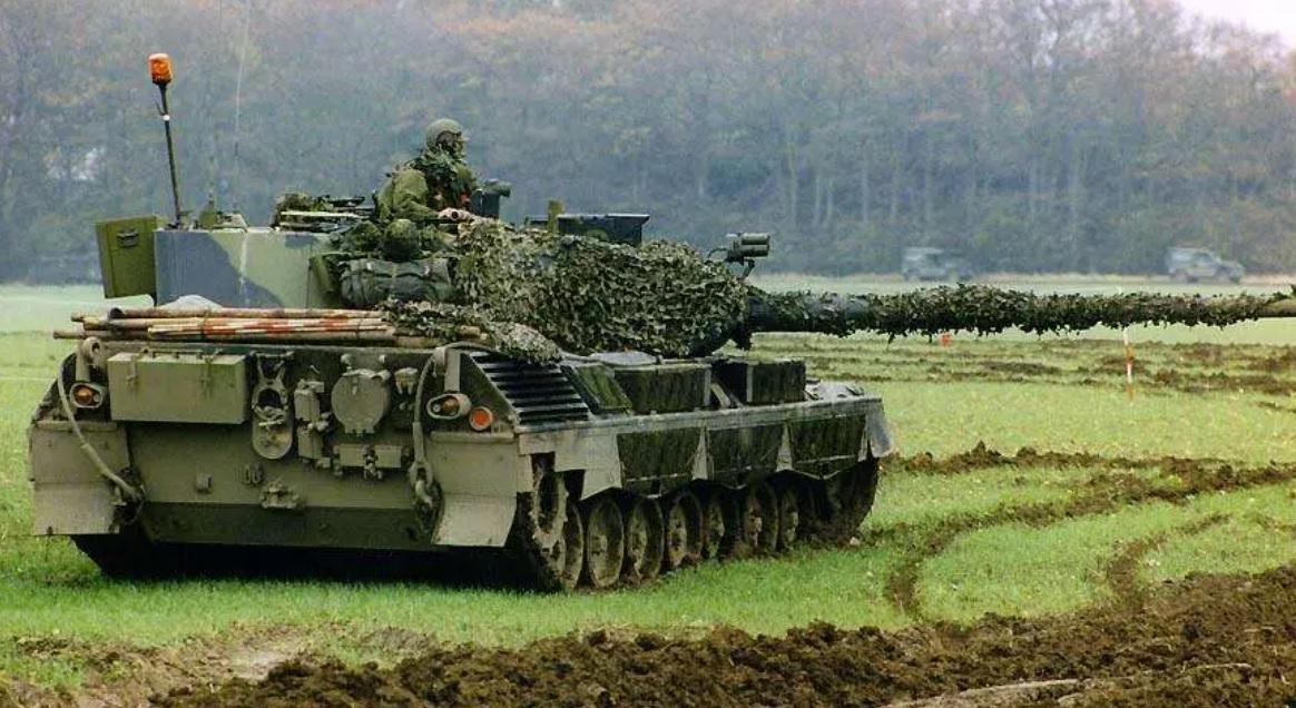 Данія взяла у музеях танки Leopard для навчання українських військових