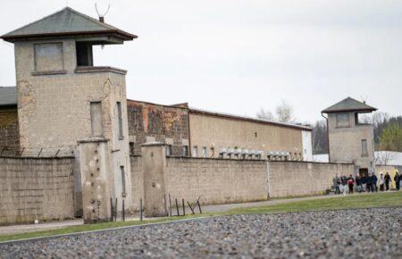 У Німеччині 98-річний охоронець концтабору «Заксенхаузен» постане перед судом у справах неповнолітніх