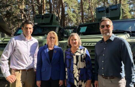 США нададуть українським прикордонникам і поліції 190 автомобілів MRAP