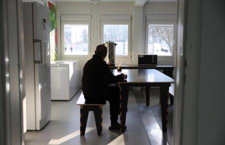 На другому році великої війни треба думати про довгострокові варіанти житла для переселенців — експертка з житлової політики