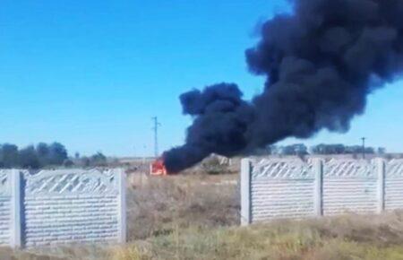 Окупанти атакували поминальну процесію на кладовищі у передмісті Херсона