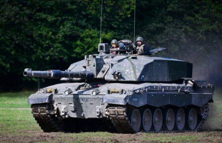 Саакян: Сьогодні Україна — епіцентр уваги всього світового військово-промислового комплексу