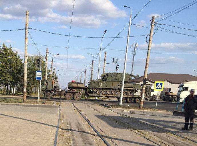 Росіяни вперше за півроку перекинули в Маріуполь нові резерви — радник мера