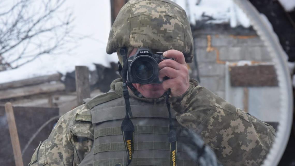 Це питання за військовими — медіаюрист Роман Головенко про доступ журналістів до фронту
