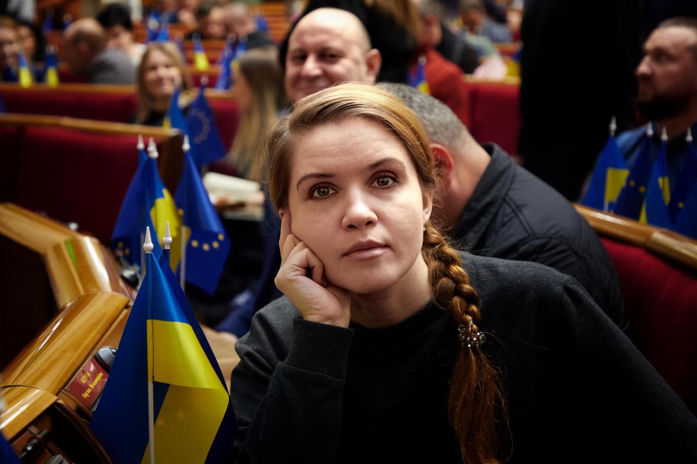 Марʼяна Безугла звинуватила не тільки Залужного, але й Зеленського, який віддає йому накази — Гетьман