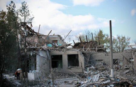 Росіяни вночі випустили керовану авіабомбу по школі на Херсонщині