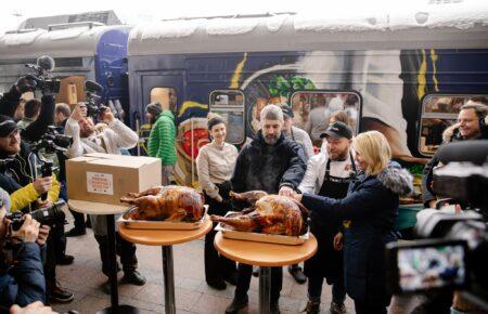 Унікальний поїзд-кухня Food Train вирушив у перший рейс