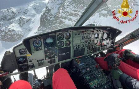 В Альпах на висоті 2300 метрів зі снігового полону врятували нелегальних мігрантів