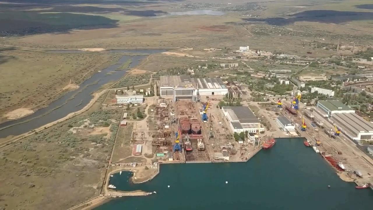 Сили оборони вдарили по суднобудівному заводу «Залив» у Керчі — СтратКом