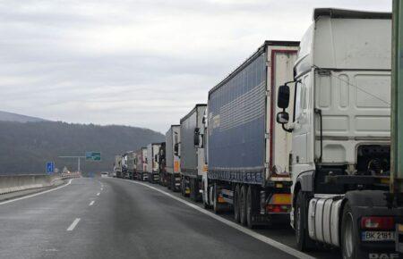 Словацькі перевізники попередили про блокування кордону з Україною