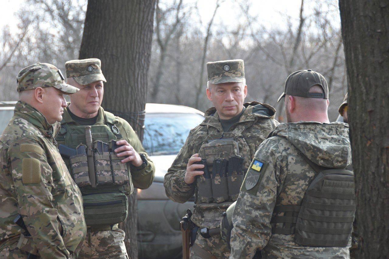 Сирський доповів про ситуацію поблизу Бахмута та на Куп'янському напрямку