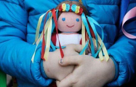 Росіяни вчинили 6 категорій злочинів проти українських дітей — експерт з міжнародного права