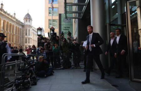 Верховний суд Лондону дозволив принцу Гаррі позиватися проти видавця Daily Mail