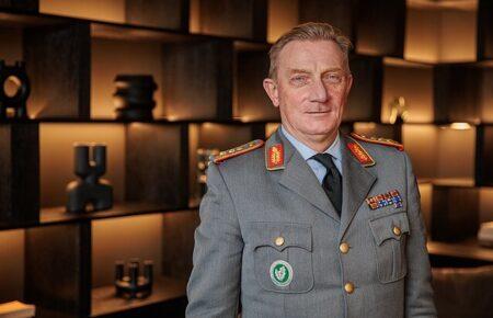 Росія відновлює свій військовий потенціал окремо від війни в Україні — генерал НАТО