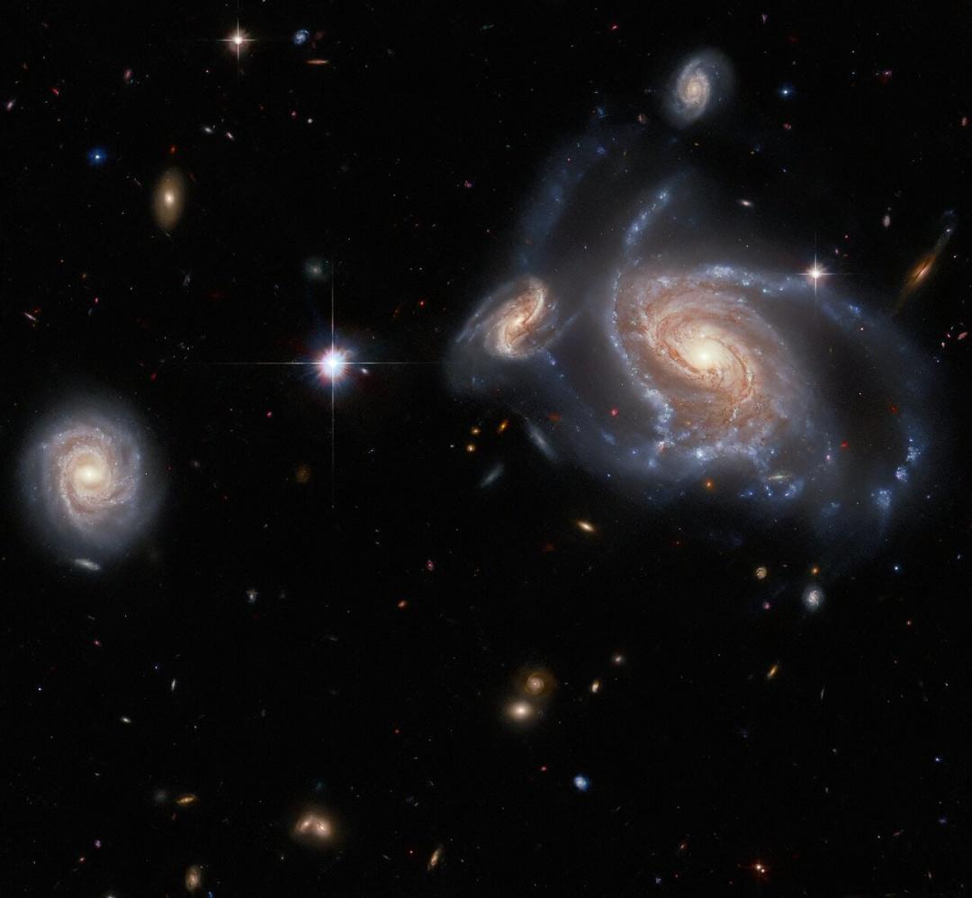 Hubble показав квартет спіральних галактик у космосі