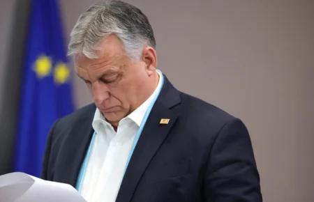 Орбан через рішення Шарля Мішеля може очолити Європейську Раду