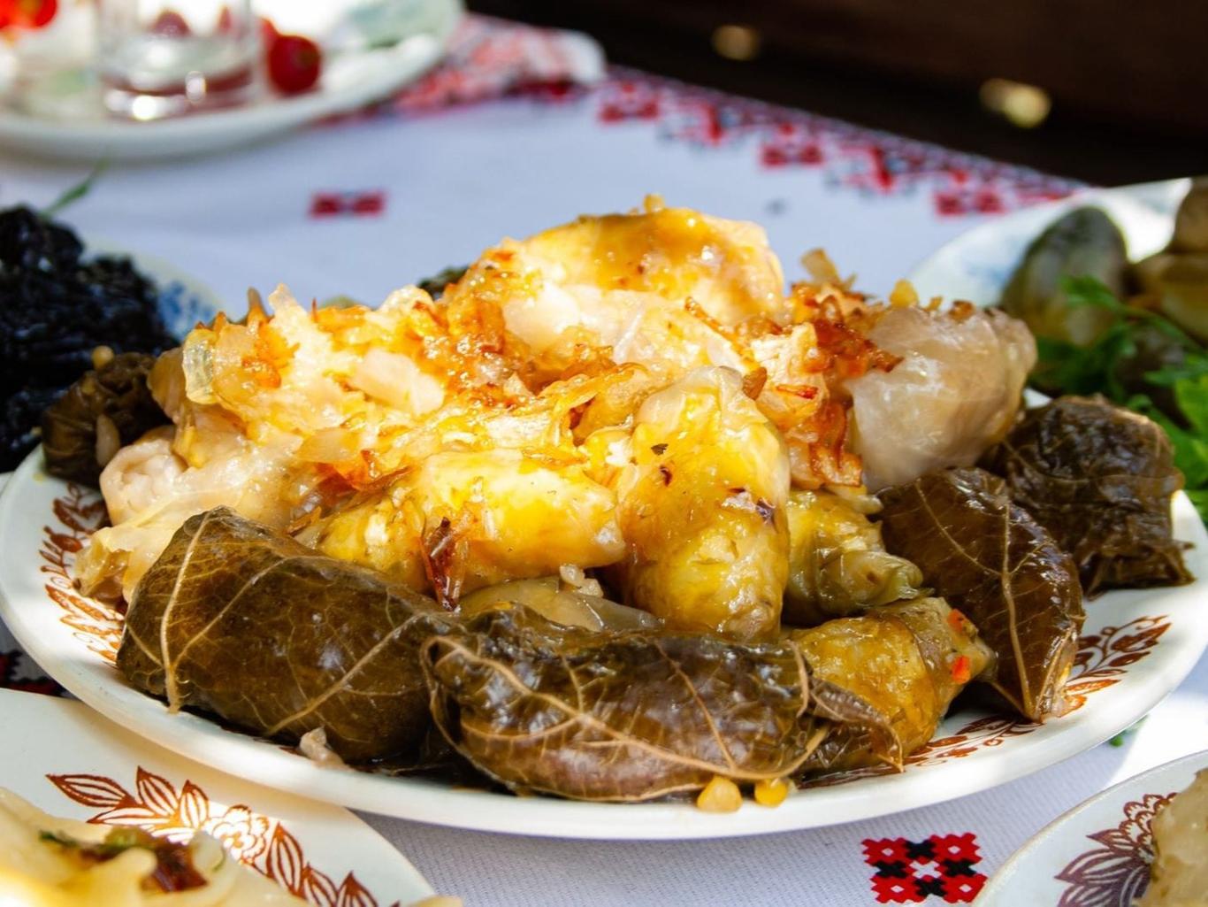 З картоплею, булгуром та рибою: які голубці готують на Одещині