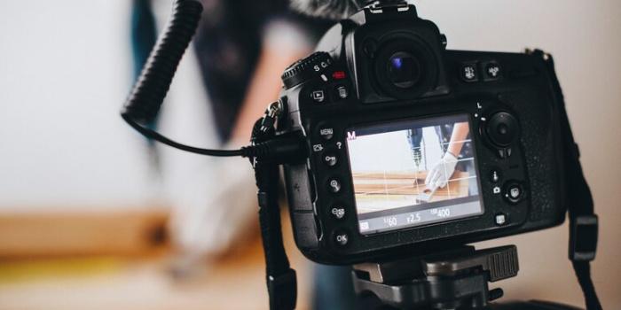 Нестача кадрів, тиск окупантів та загиблі колеги: яким був медіарік на Луганщині?