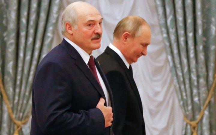 Чому МКС досі не видав ордер на арешт Лукашенка?