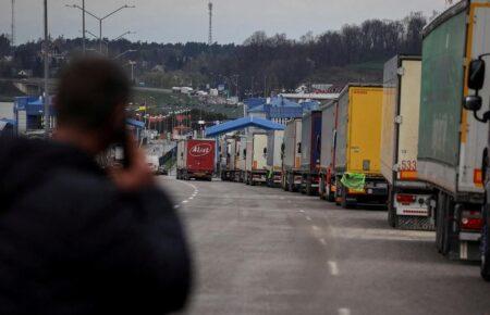 На території Польщі на в'їзд в Україну очікують понад 3000 вантажівок