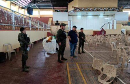 Під час католицької меси на Філіппінах стався вибух, чотири людини загинули