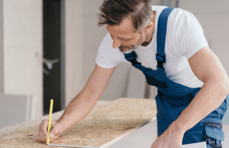 ОСБ плити — універсальний будматеріал для перегородок, обшивки, каркасу будівель