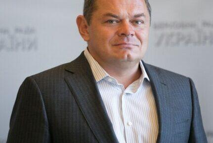 ГБР расследует возможную подделку документов для выезда за границу нардепом от ОПЗЖ