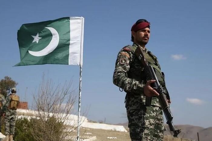 Пакистан завдав удару по Ірану у відповідь на атаку іранських військ