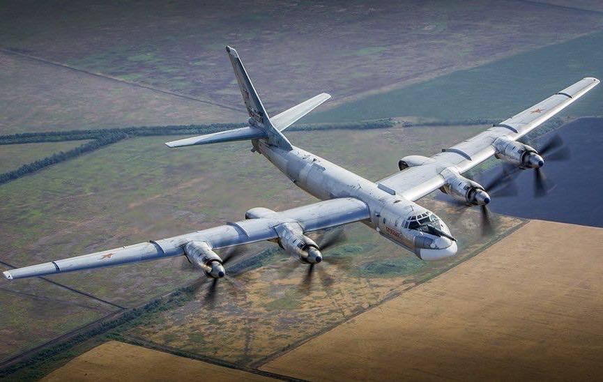 Україна — єдина країна у світі, яка протягом 30 років планомірно озброювала свого історичного ворога — Андрій Ковальов