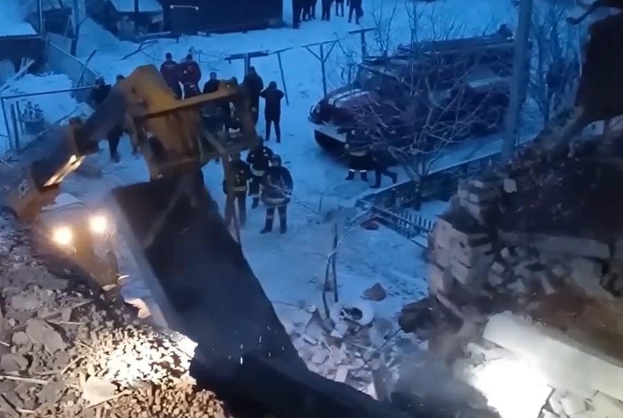 На Сумщині заборонили рух транспорту у 5-кілометровій зоні