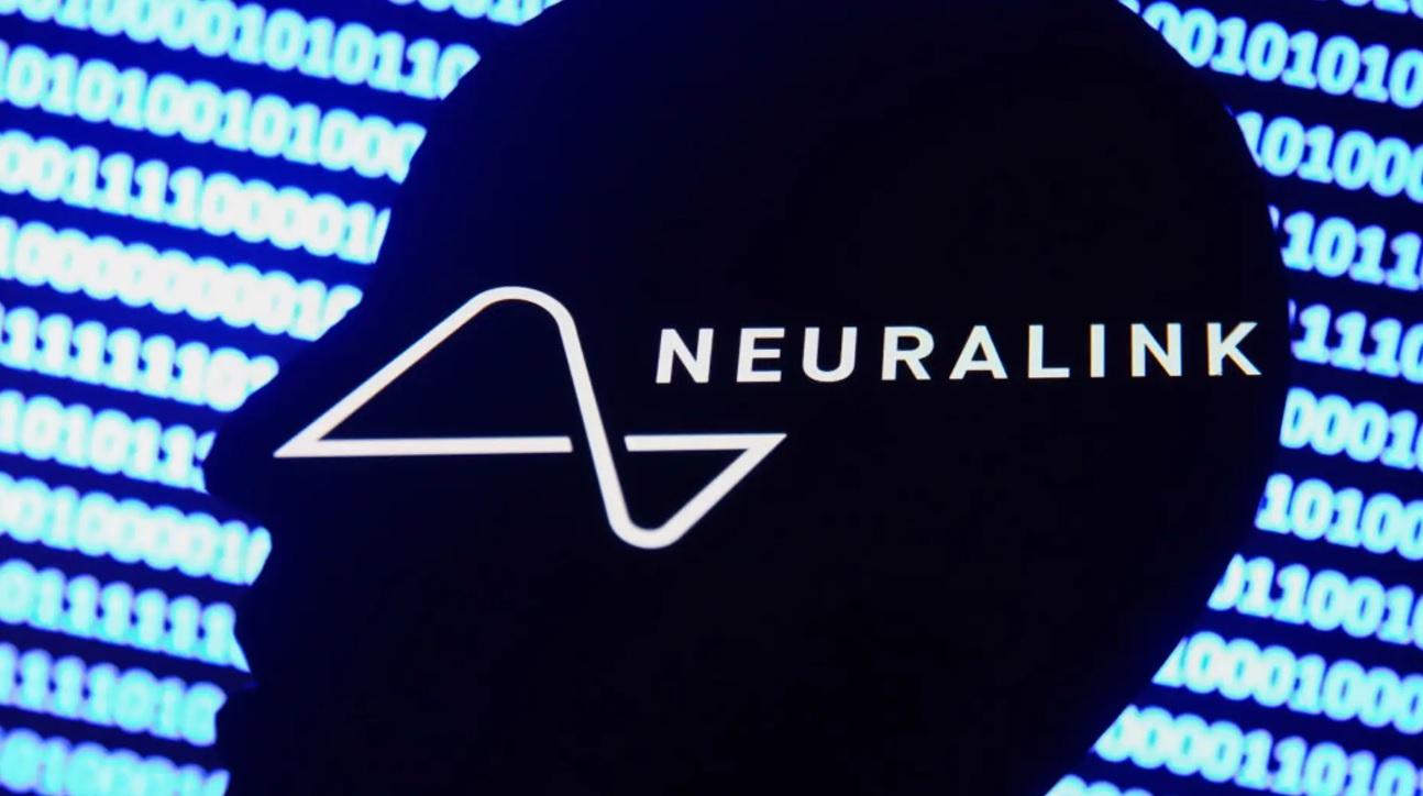 Neuralink вперше вживила імплант у мозок людини