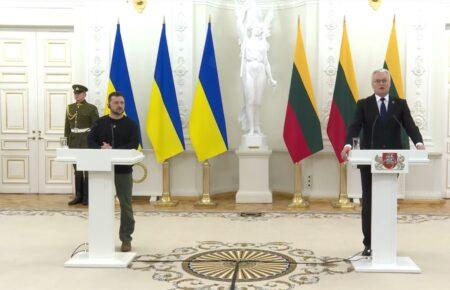 Зеленський привітав Науседу з перемогою на виборах президента Литви