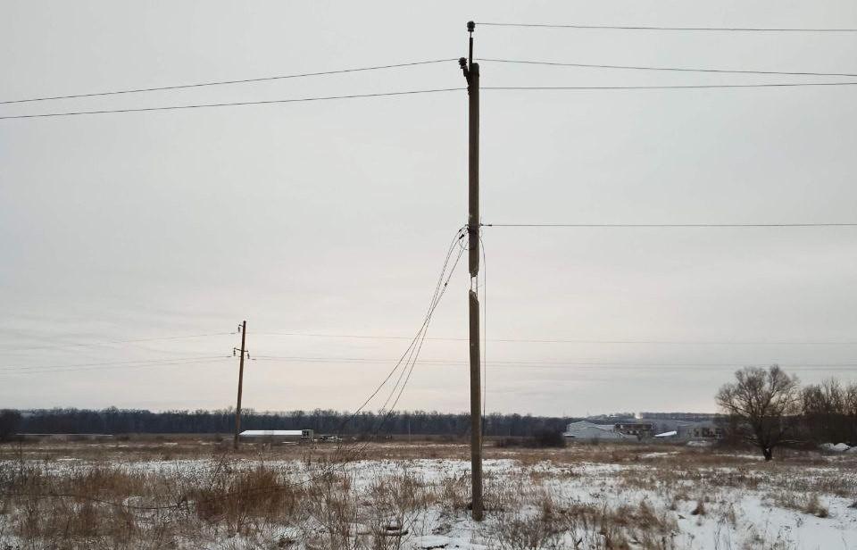 Russian occupants dropped a bomb near power engineers en route to repair the damage