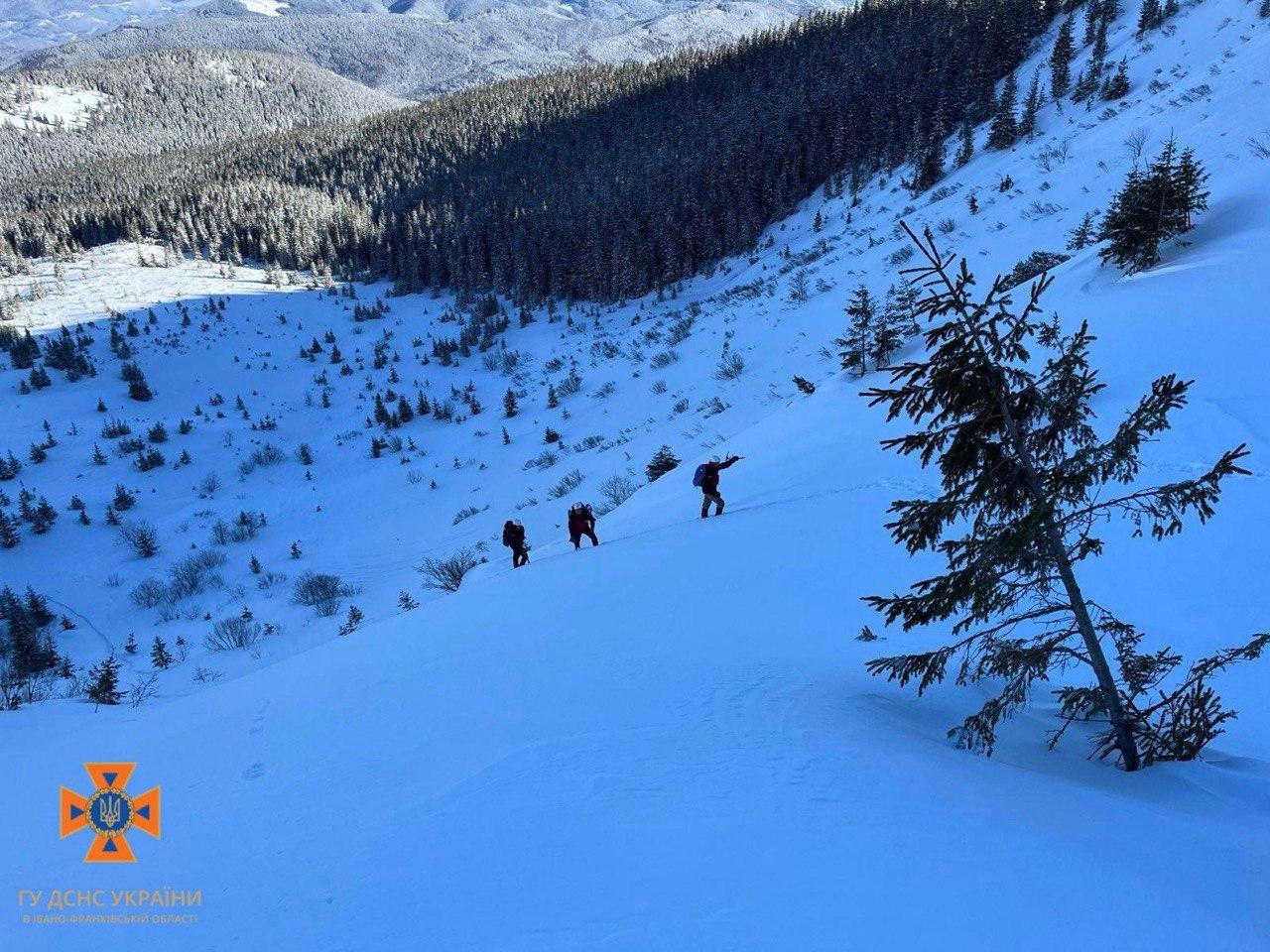 Рятувальники восьмий день шукають зниклого француза