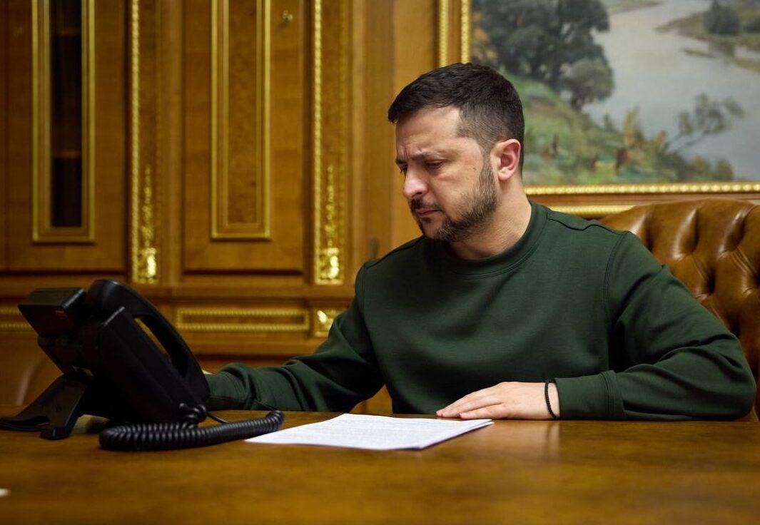 Зеленський провів телефонну розмову з канцлером Німеччини Шольцом