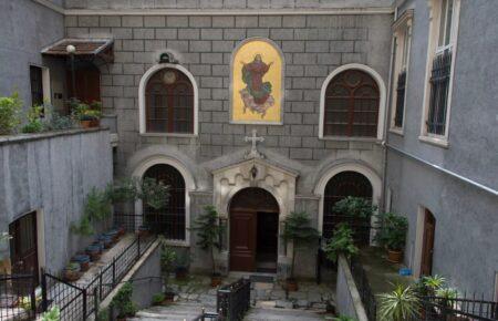 У Стамбулі невідомі напали на католицьку церкву під час молитви