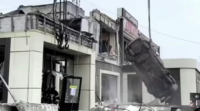 У Лисичанську внаслідок удару по ресторану загинули «міністр ЛНР» та двоє «депутатів»