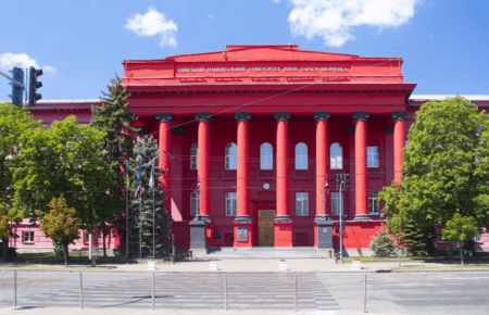 Українці після закінчення школи в Польщі можуть вступати до українських університетів без НМТ: як це зробити