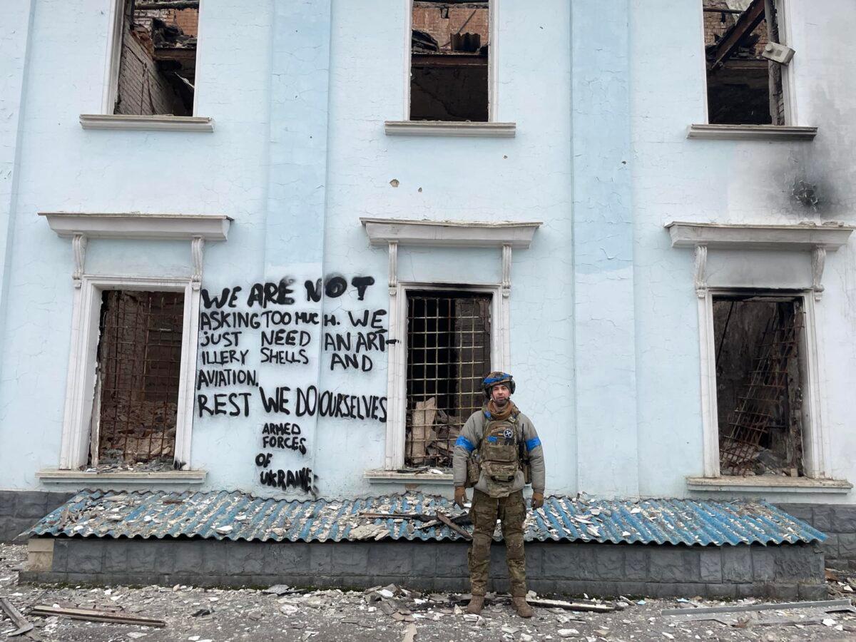 Вони нападають — ми тримаємось: військовослужбовець про Бахмутський напрямок