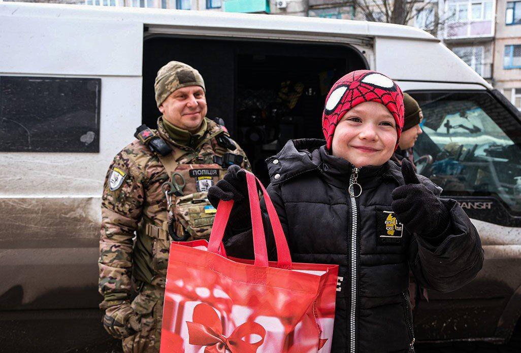 На Донеччині з двох громад евакуювали усіх дітей