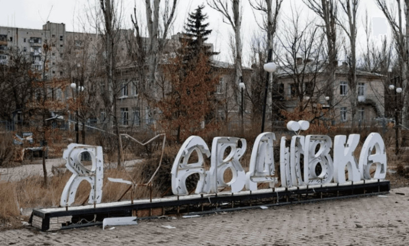 Відвід військ — це найскладніший тактичний прийом, який може бути — Лакійчук про Авдіївку