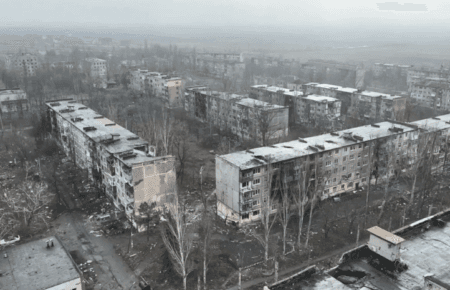 Russians want to capture Vuhledar to secure the inviolability of the «corridor» from Russia to Crimea — military expert