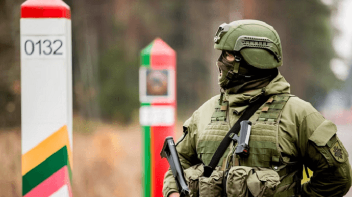 Литва закриває ще два пункти пропуску на кордоні з Білоруссю