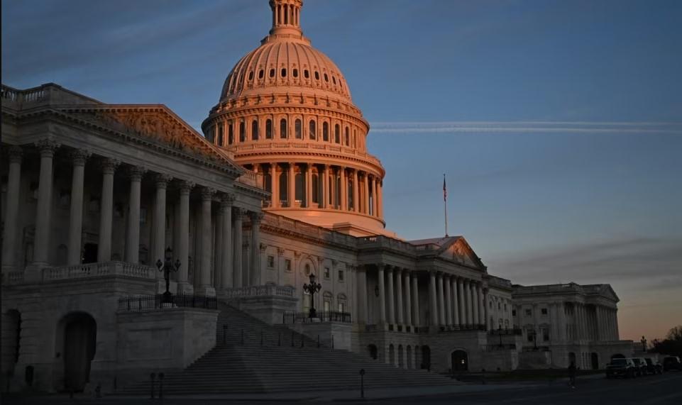 Палата представників США пішла на канікули до кінця лютого без голосування допомоги Україні