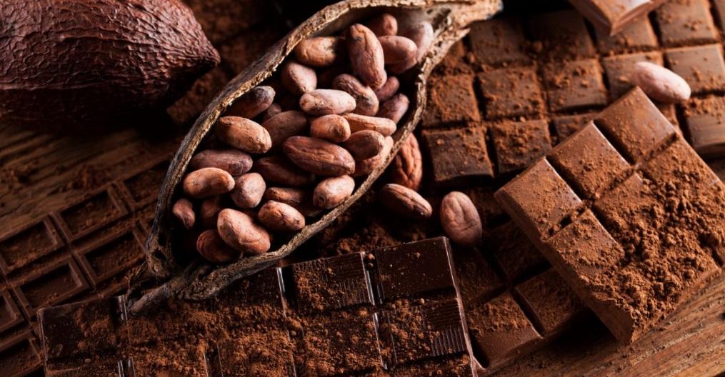 Ціни на какао сягають рекордів через екстремальну погоду