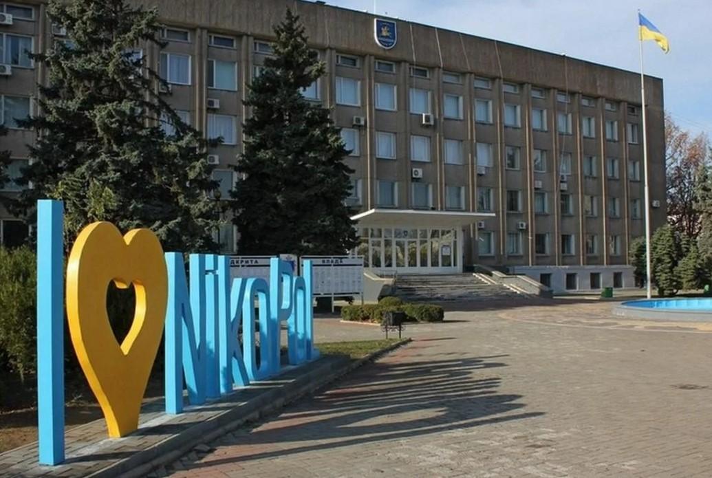 Occupants shell Nikopol every day, starting exactly at 8 a.m. — journalist