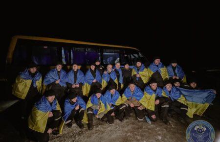 Звільнення з полону: щонайменше 28 оборонців поранені або серйозно хворі (ВІДЕО)