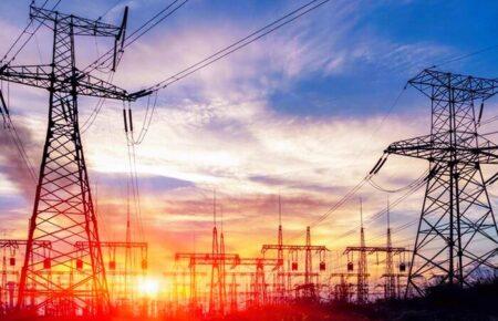 У семи областях України ввечері застосували аварійні та погодинні відключення світла — Міненерго